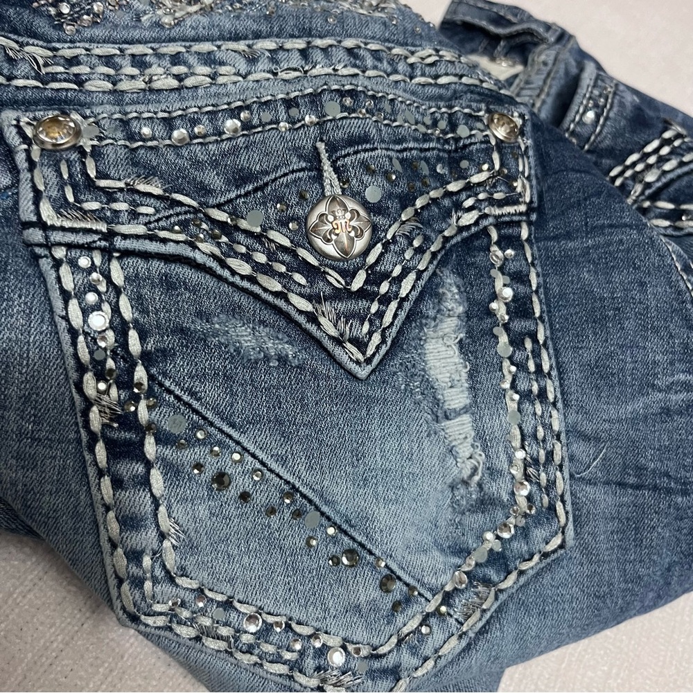 Miss me Women’s Mid-Rise Distressed Blue Jeans 32 - Picture 8 of 16